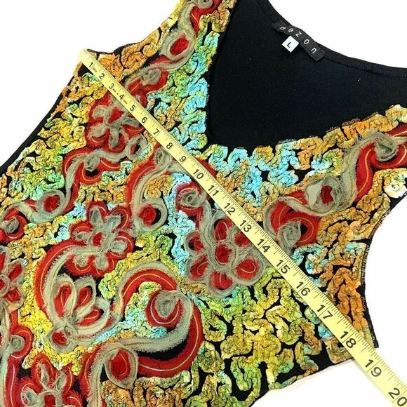 MEZON Embellished Sleeveless Top - Picture 5 of 6